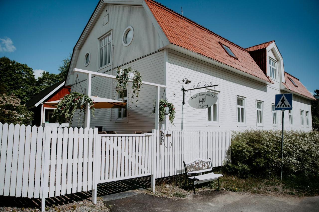 Vaeaeksyn Apteekinmajoitus Extérieur photo