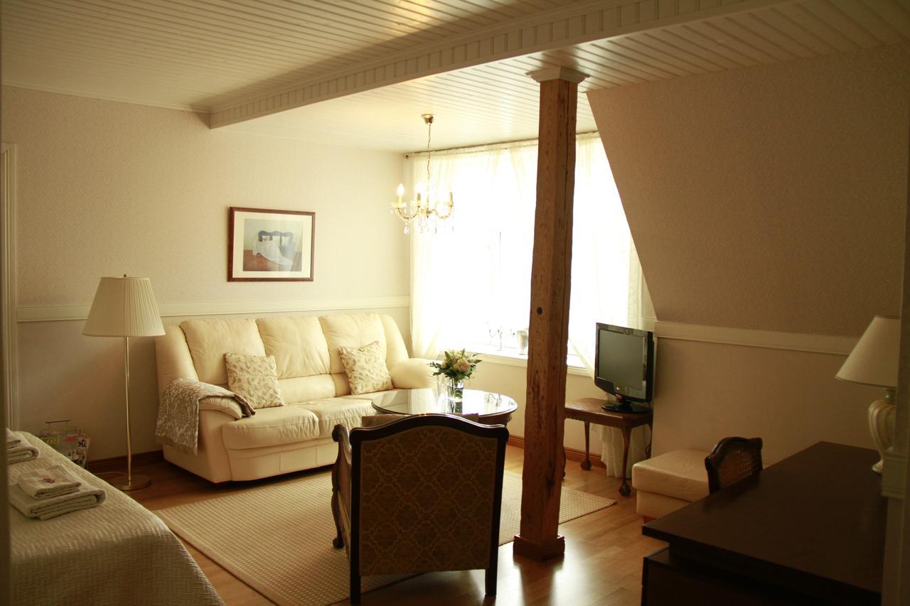 Vaeaeksyn Apteekinmajoitus Extérieur photo